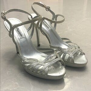 Nina silver embellished platform high heel sandal size 8
